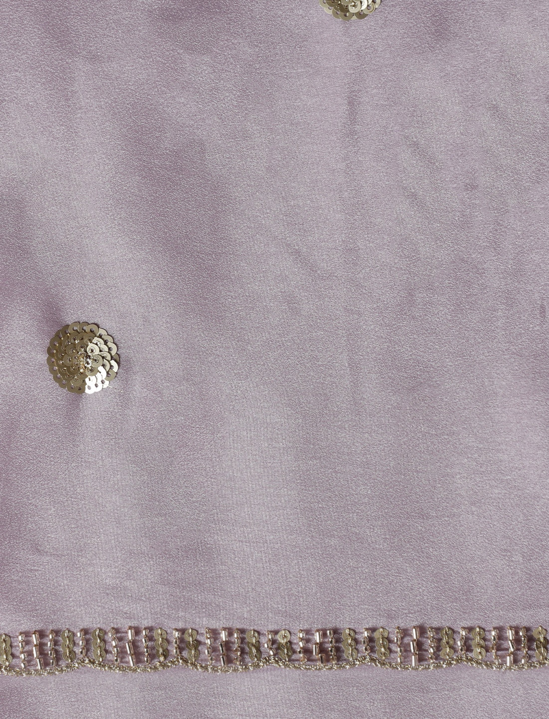 Women Solid Embroidered Saree in Lavendar