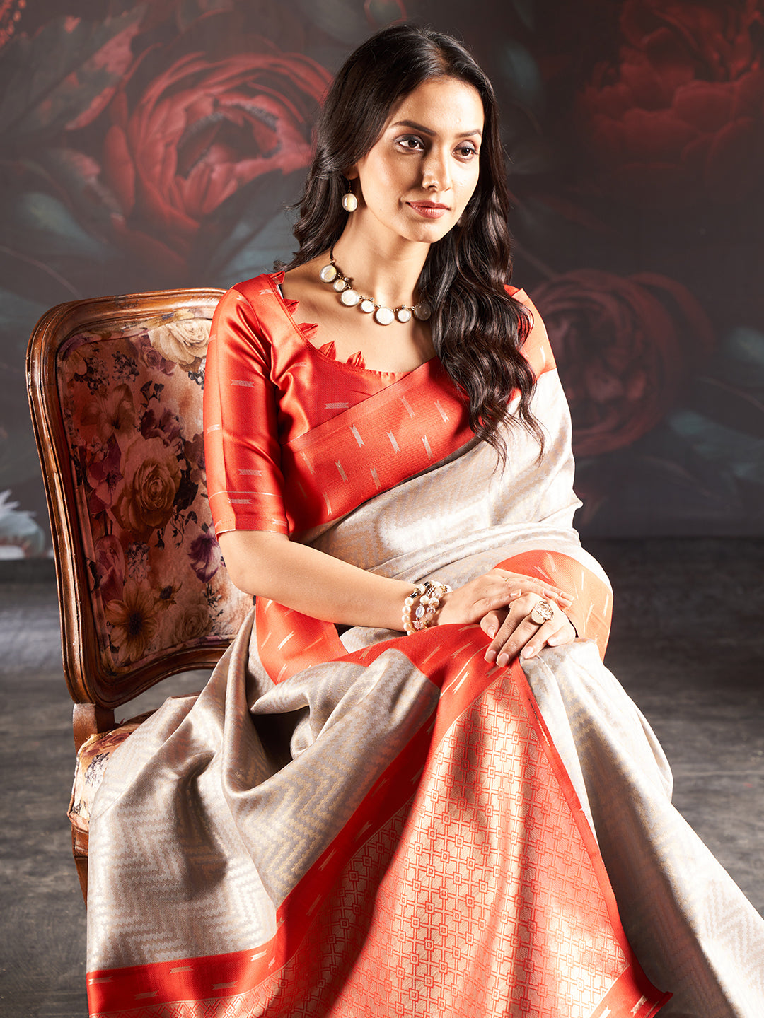 Vastra Silk In Red And Grey