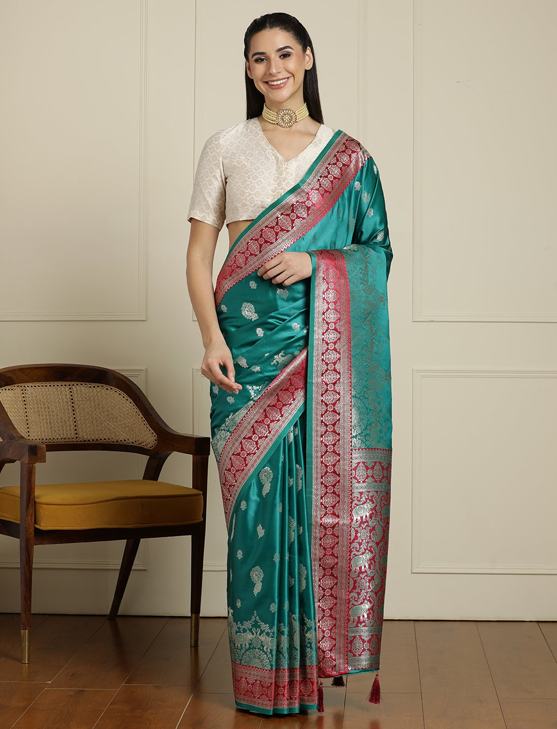 Ethnic Motifs Zari Woven Design Banarasi Saree With Blouse Piece in Sea Green