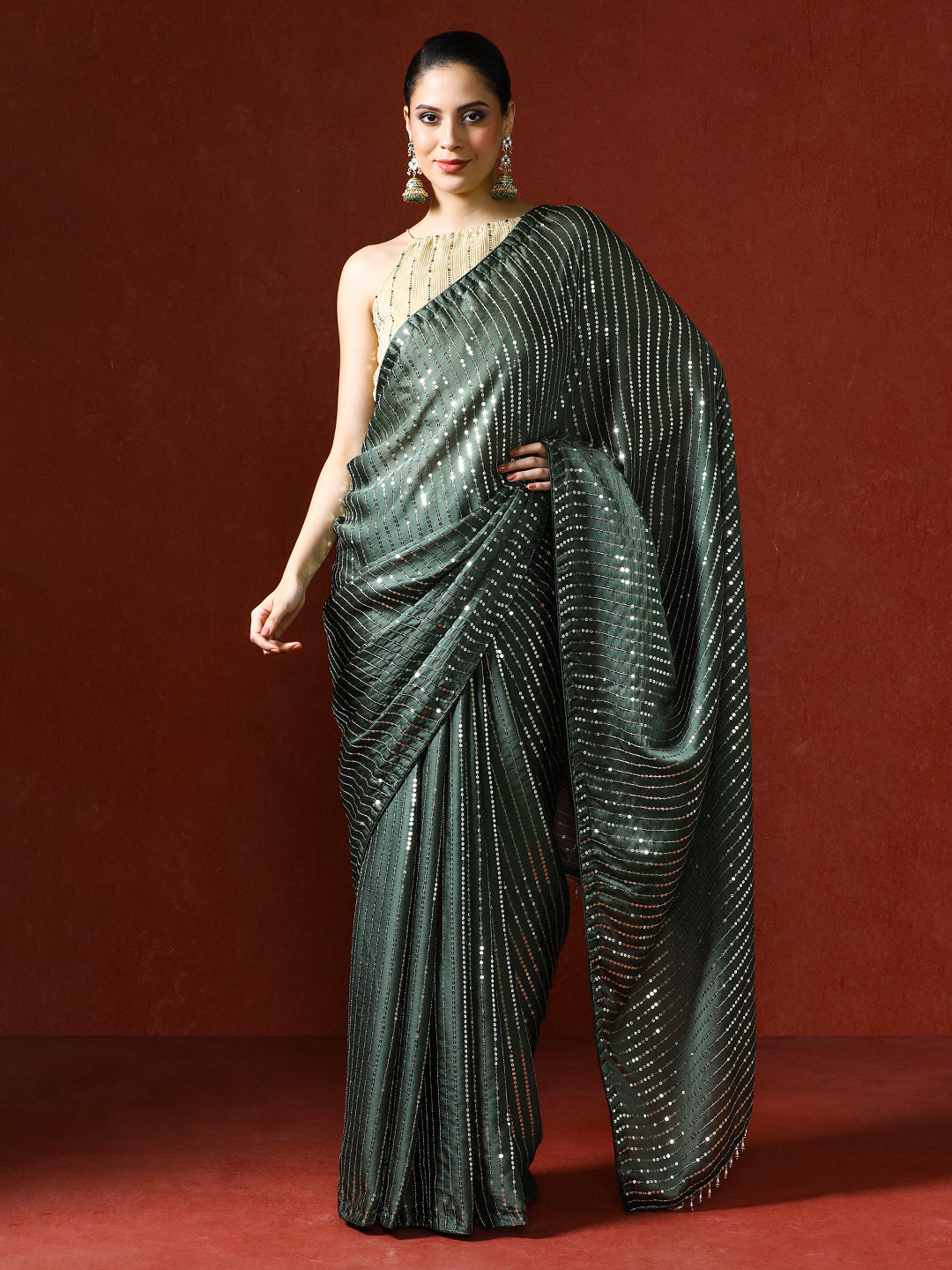 Women Sequinned Embellished Heavy Work Saree in green