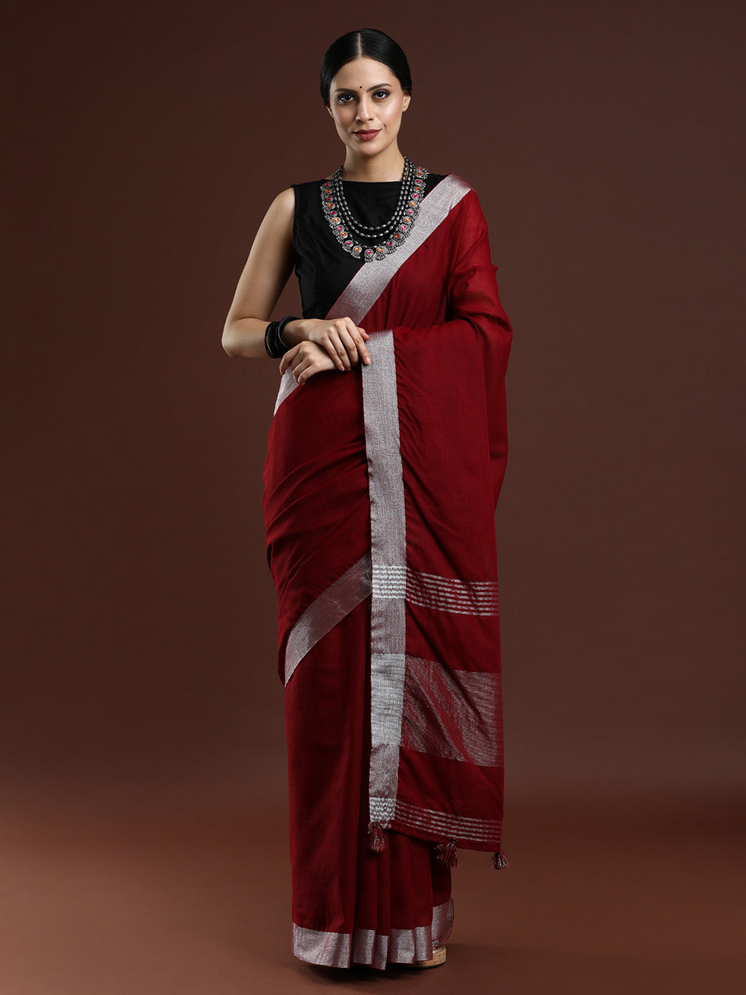 Woven Design Solid Bhagalpuri Linen Saree in Red