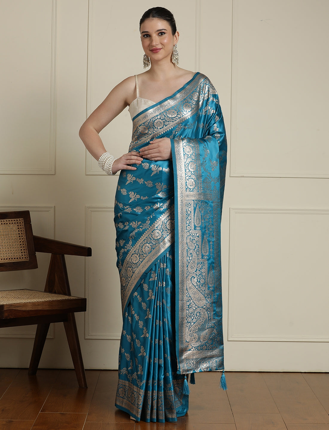 Ethnic Motif Woven Design Zari Indian Bridal Banarasi Saree in Blue