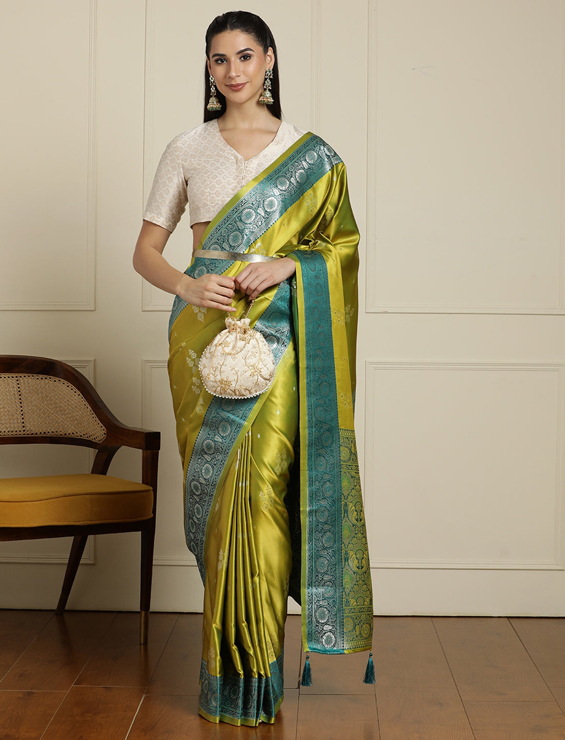 Ethnic Motifs Zari Banarasi Saree in Light Green