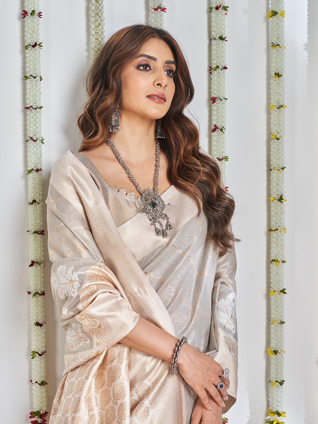 Sannidhi Silk In Metallic Grey