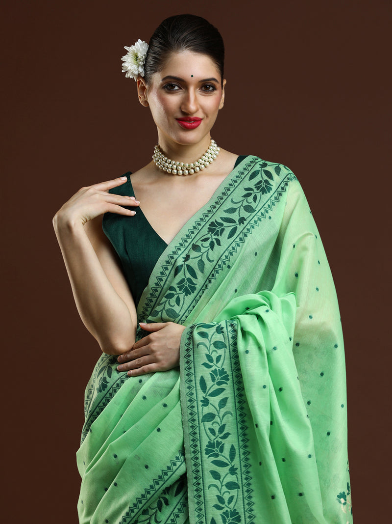 Sarha Woven Design Banarasi Saree in Green