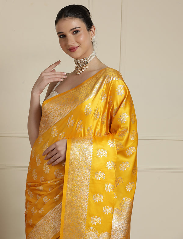 Banarasi Ethnic Motifs Woven Design Saree With Blouse in Yellow