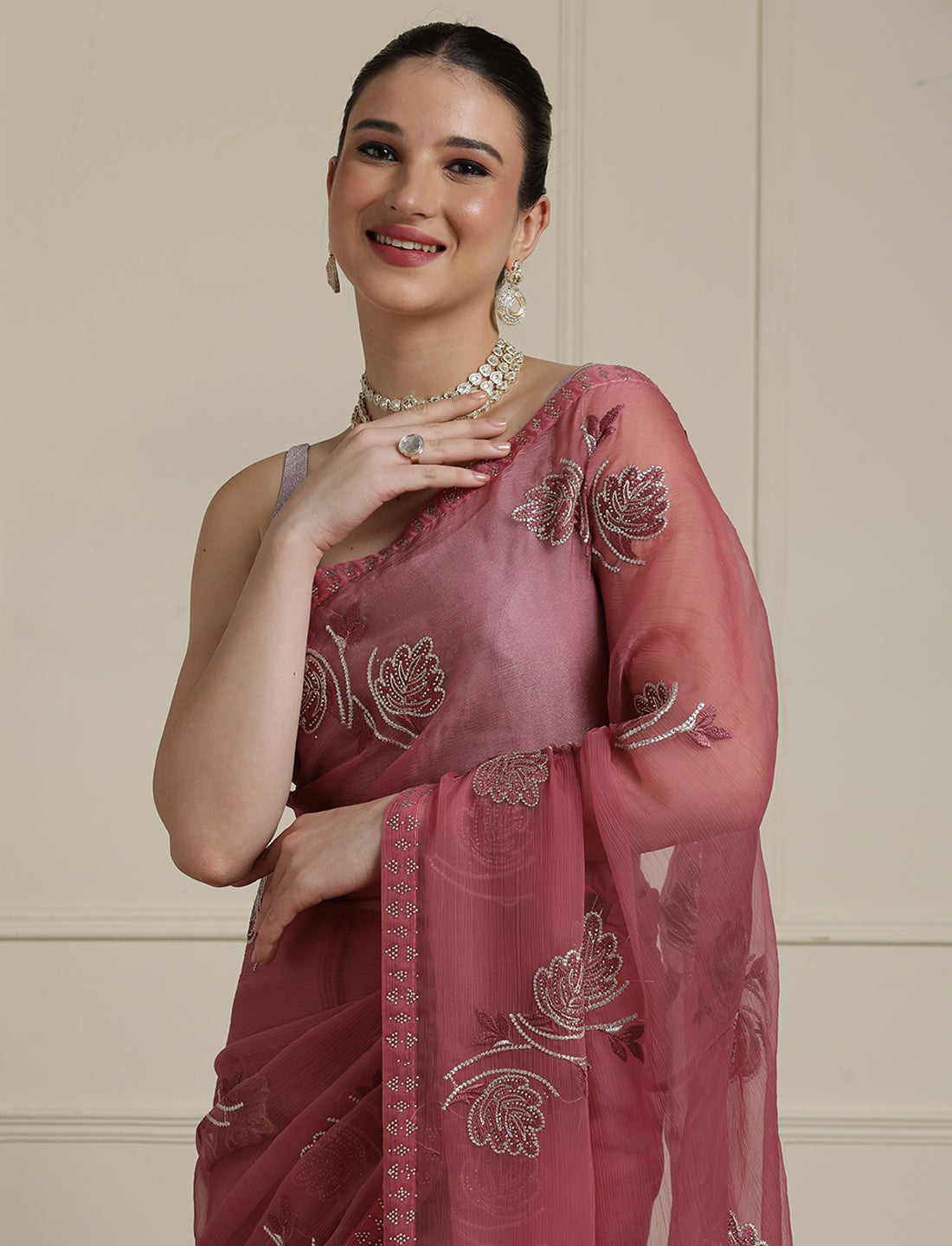 Woven Design Floral Motif Printed Saree With Blouse Piece in Pink