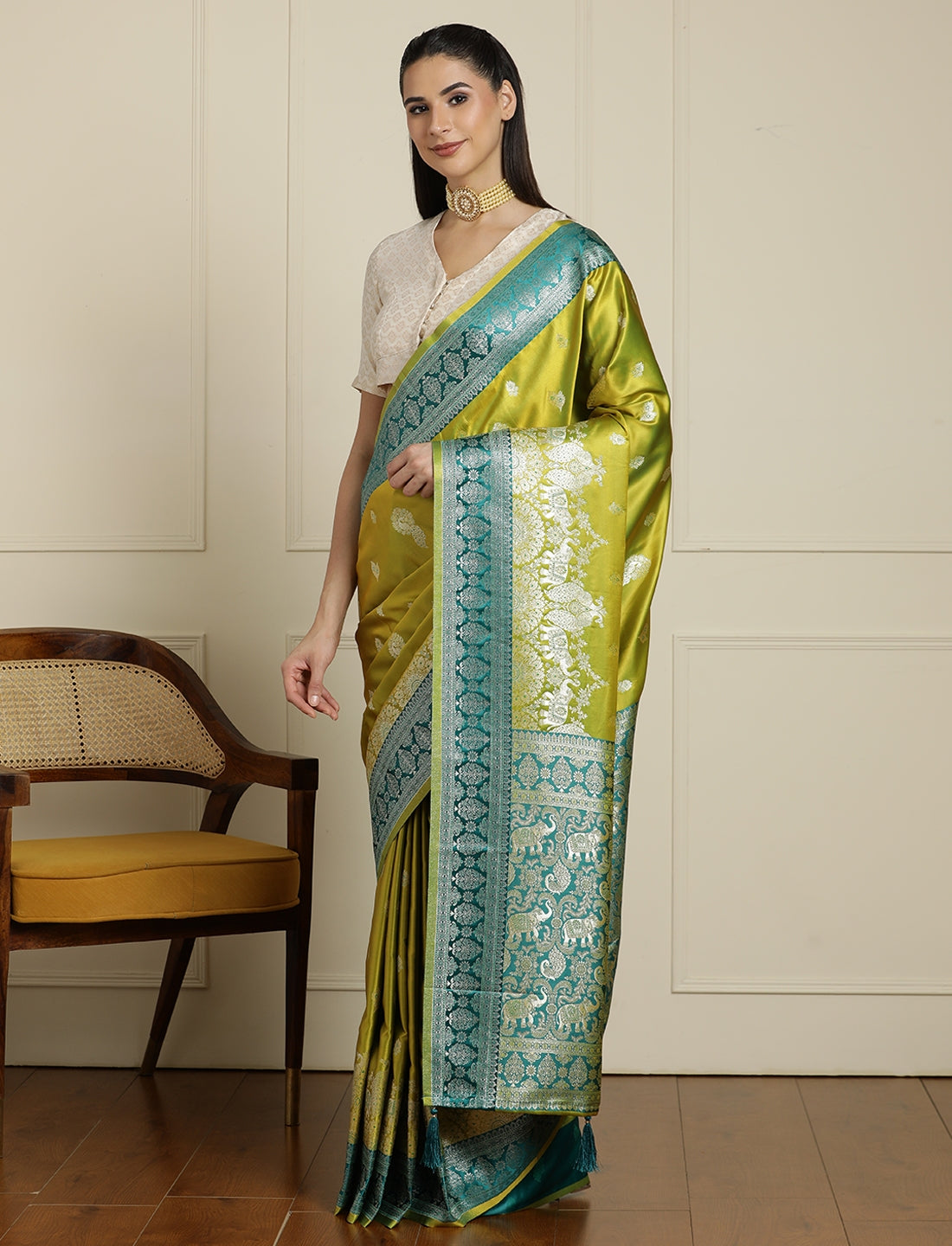 Woven Design Banarasi Saree With Unstitched Blouse in Light Green