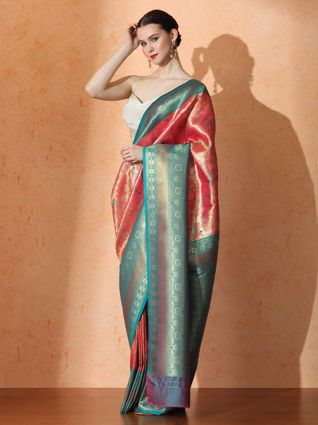 Vasanti Silk in Bright Red