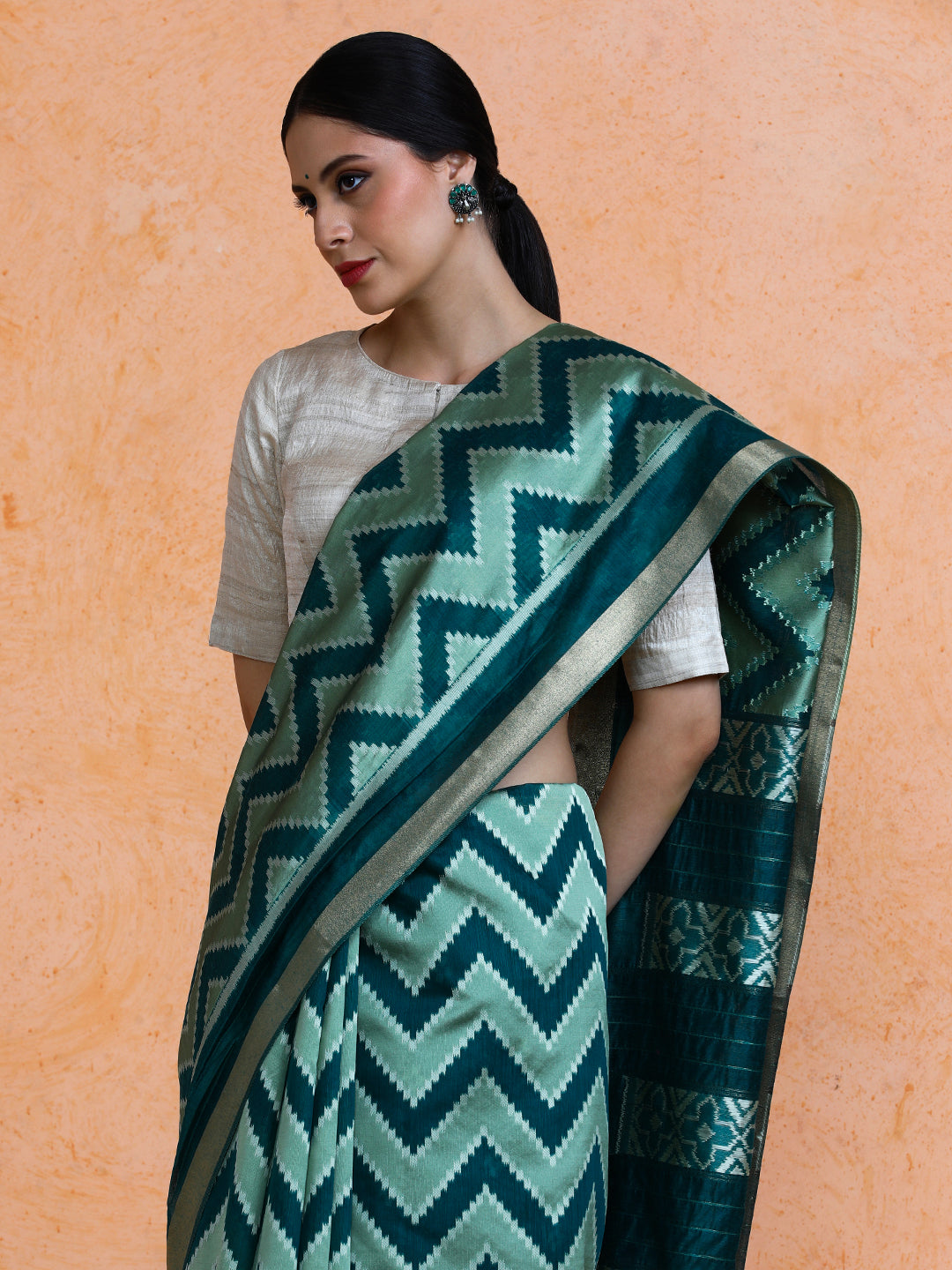 Sumitra Cotton in Dark Green and Pista