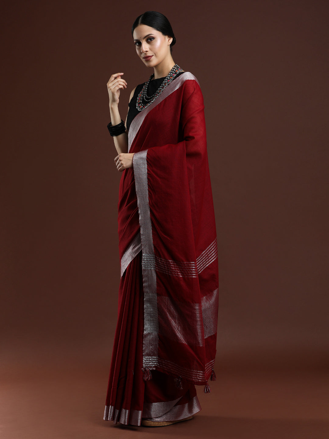 Woven Design Solid Bhagalpuri Linen Saree in Red