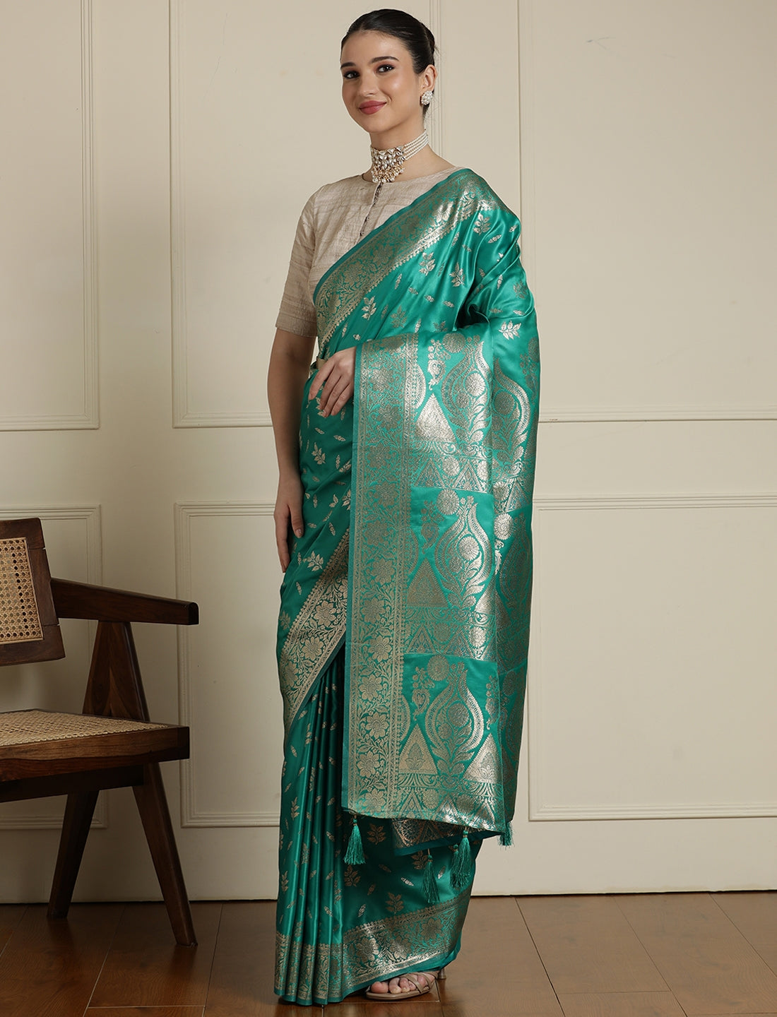 Ethnic Motif Woven Design Zari Banarasi Satin Silk Saree & Blouse Piece in Sea Green