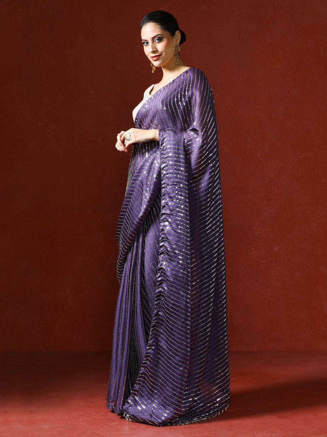 Women Sequinned Embellished Heavy Work Saree in purple