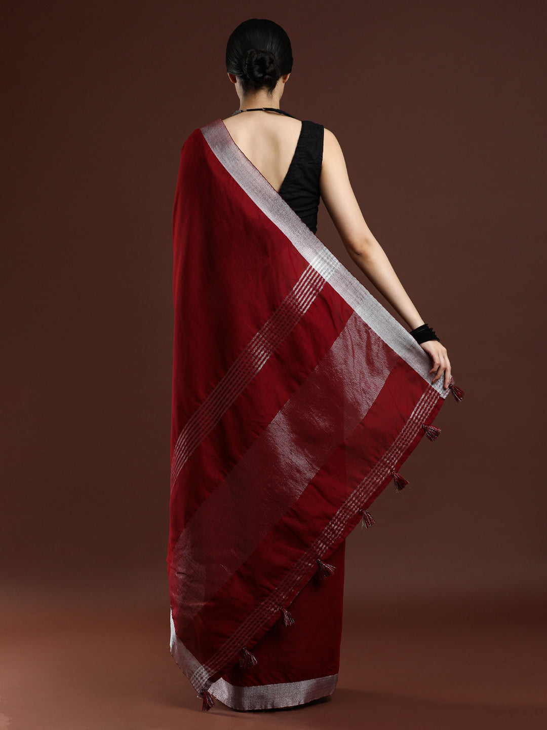 Woven Design Solid Bhagalpuri Linen Saree in Red