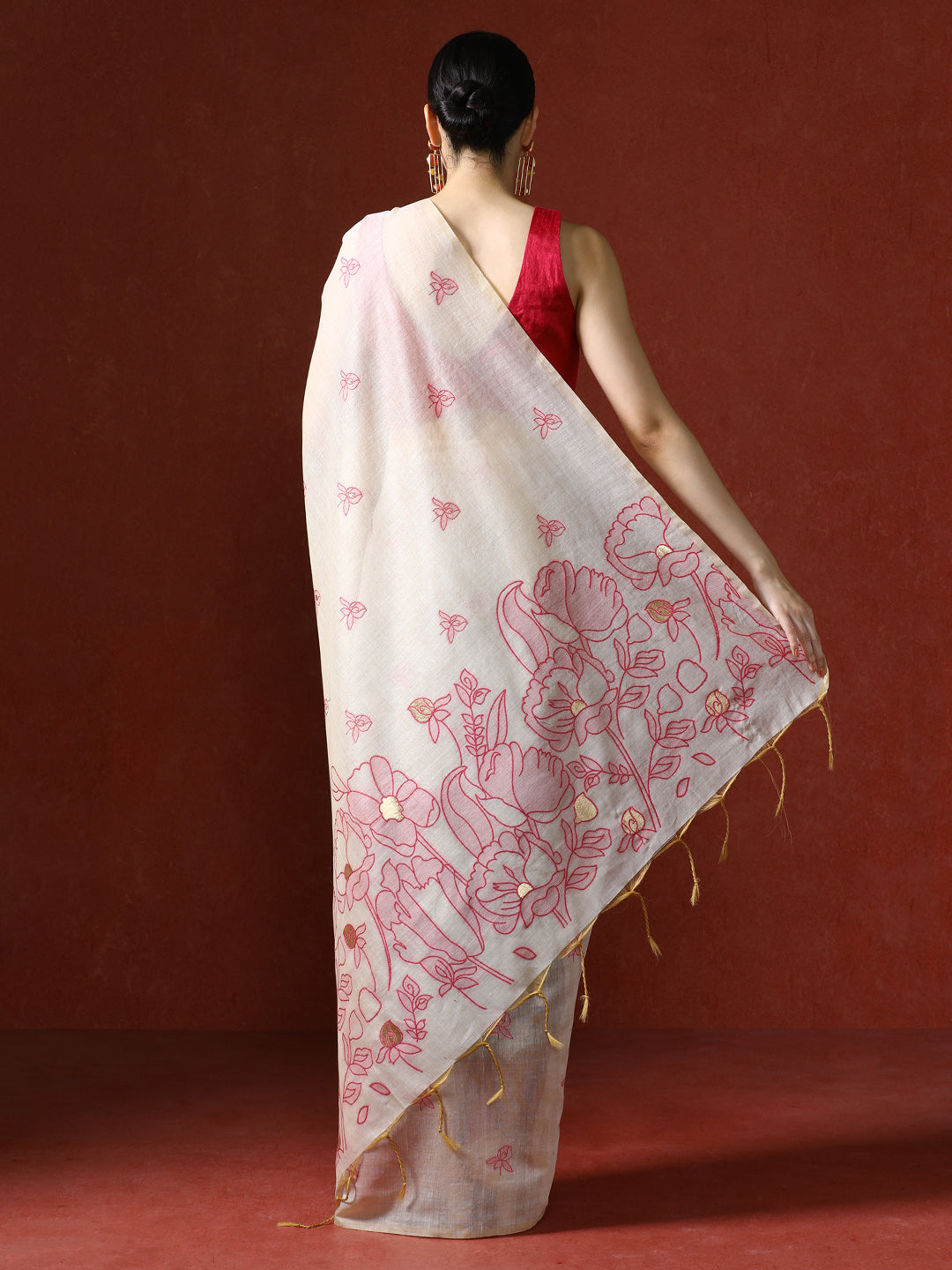 Floral Printed Zari Chanderi Saree in pink