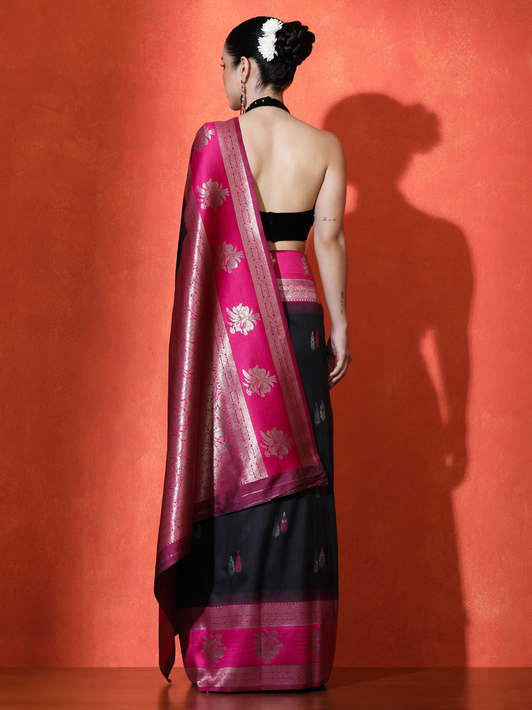 Heritage Silk in Black