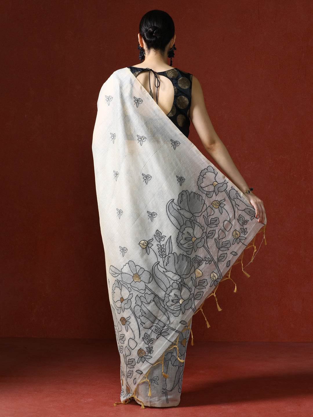 Floral Printed Zari Chanderi Saree in black