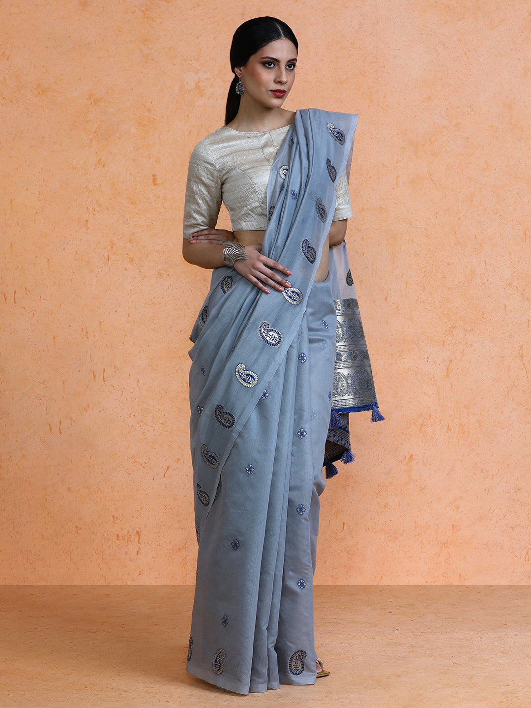 Rasa Cotton in Grey