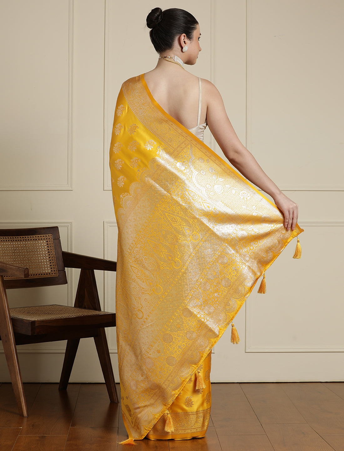 Banarasi Ethnic Motifs Woven Design Saree With Blouse in Yellow
