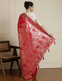 Ethnic Motif Woven Design Zari Banarasi Saree with Blouse Piece in Pink