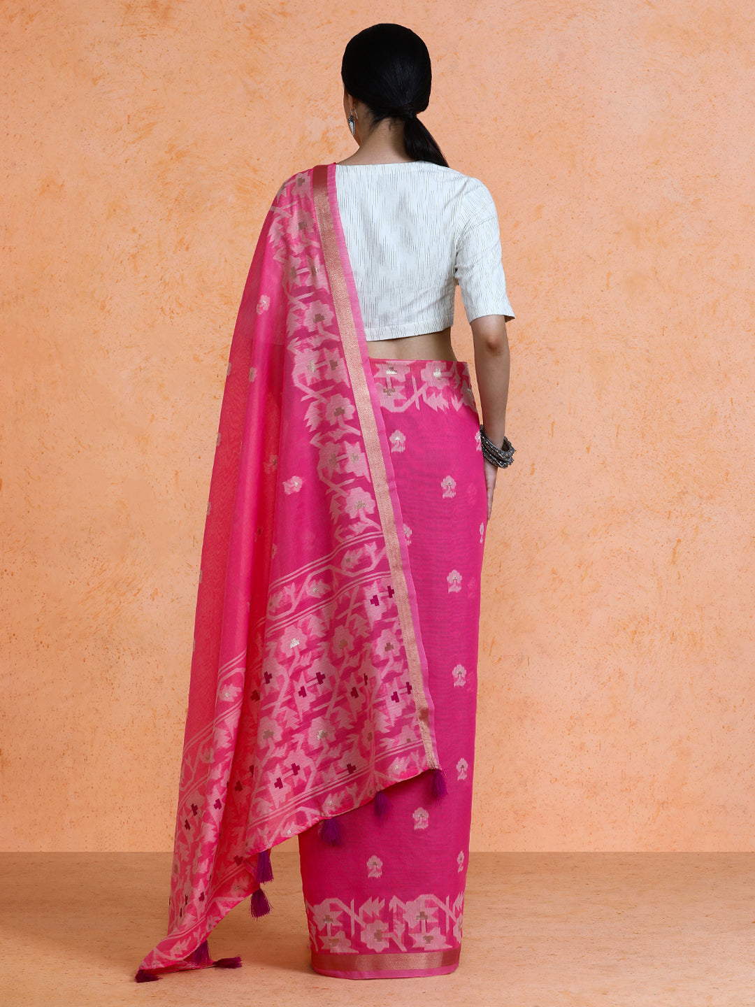 Vinita Cotton in Pink