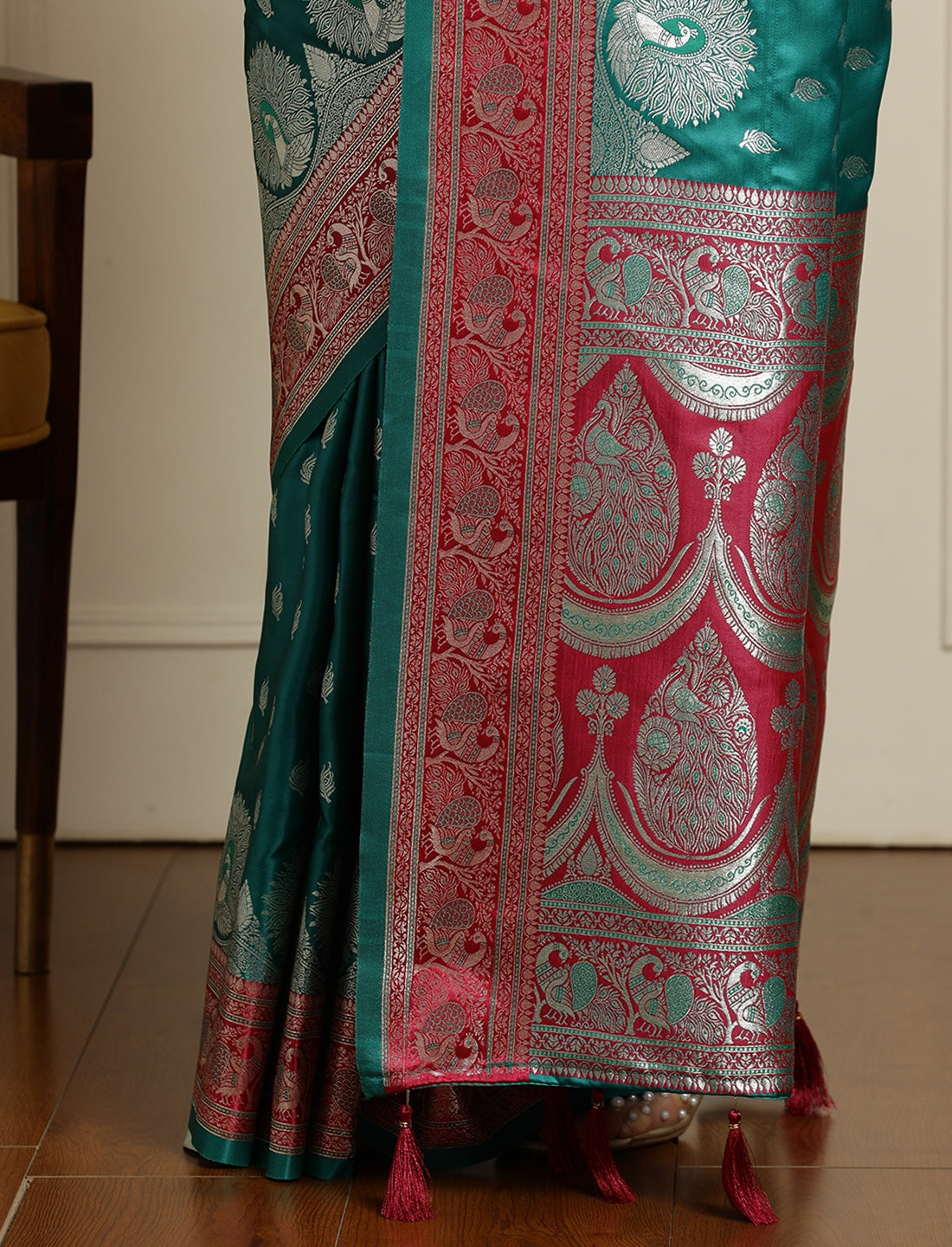 Ethnic Motif Woven Design Zari Banarasi Satin Silk Saree & Blouse Piece in Sea Green