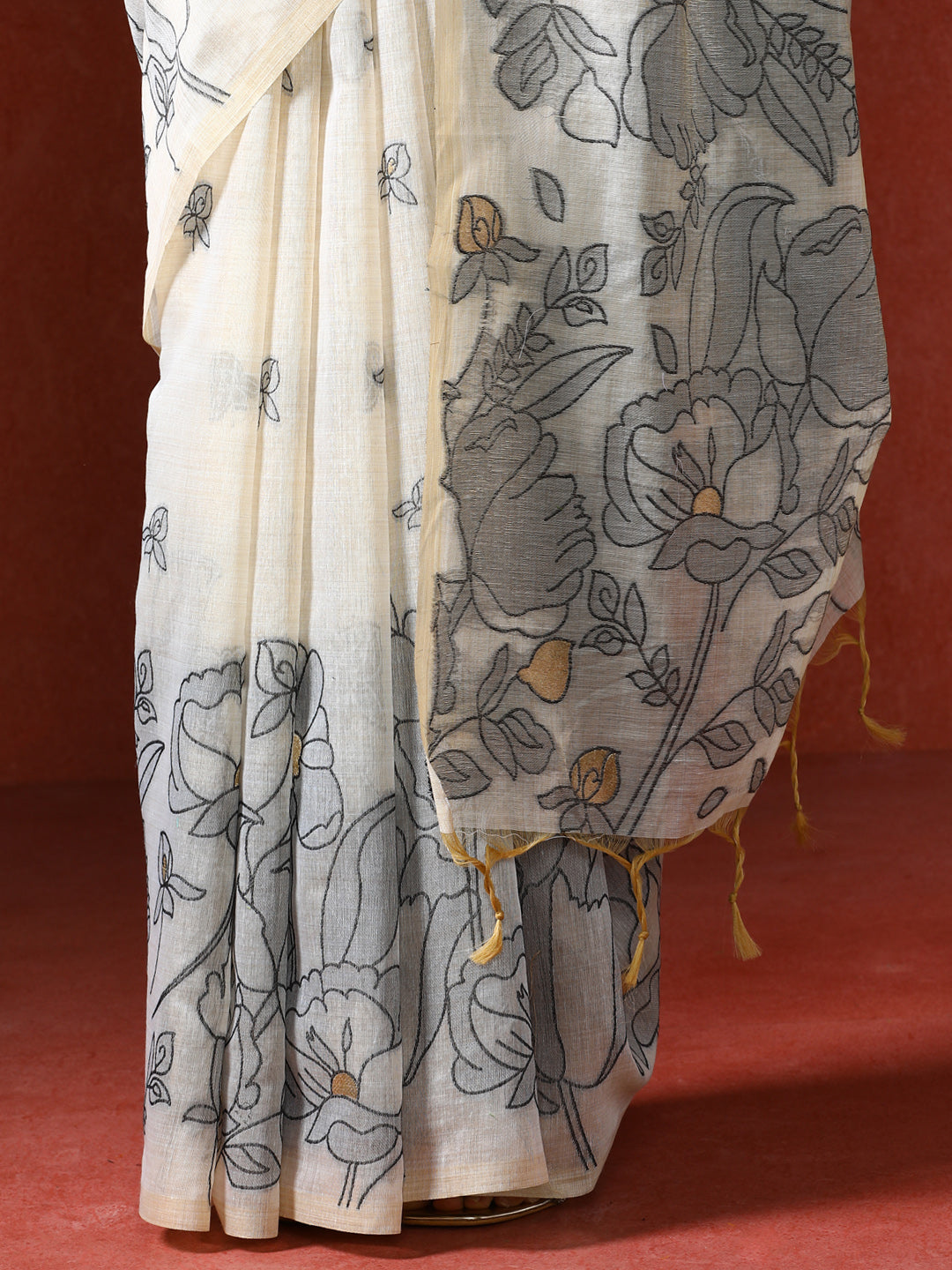 Floral Printed Zari Chanderi Saree in black