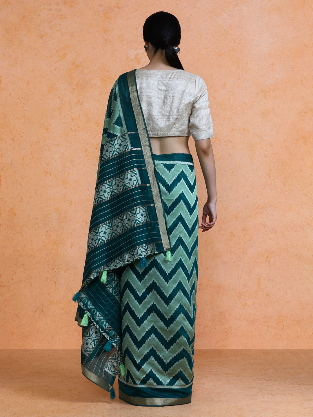 Sumitra Cotton in Dark Green and Pista