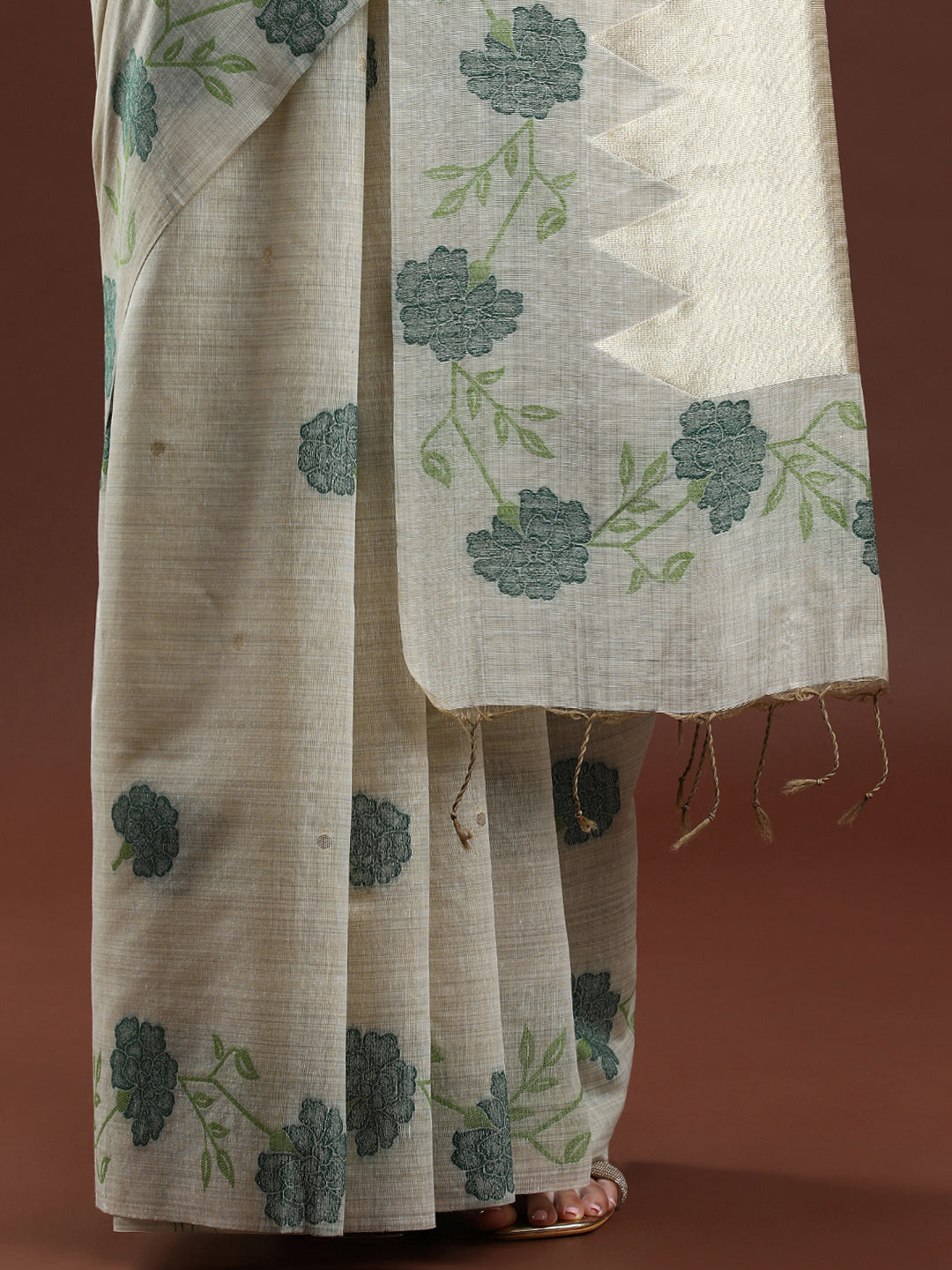 Woven Design Floral Muga Cotton Saree in Green Motifs