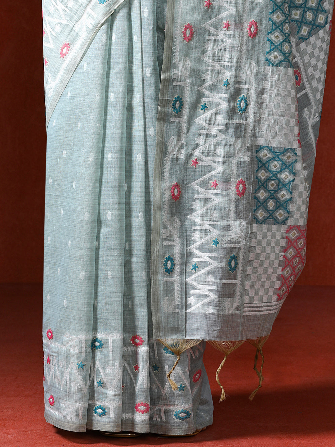 Handloom Geometric Woven Design Chanderi Saree in blue