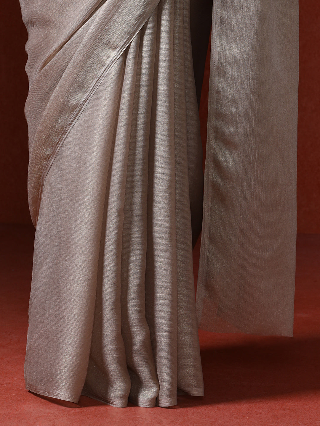 Solid Saree with Blouse Piece in brown