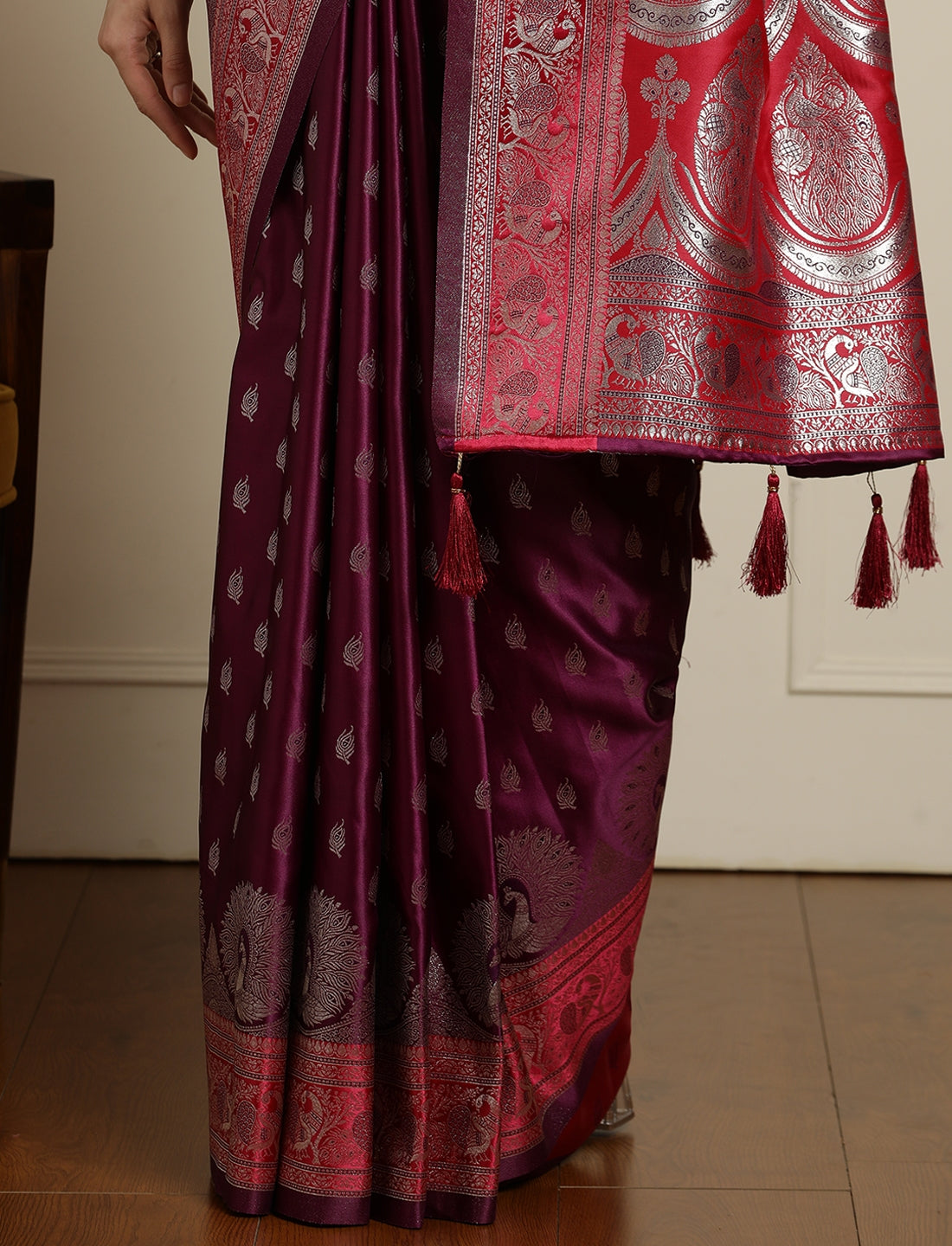 Woven Design Banarssi Saree With Unstitched Blouse in Purple