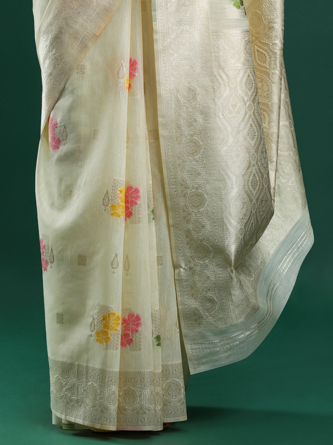 Woven Design Floral Chanderi Cotton Saree Cream