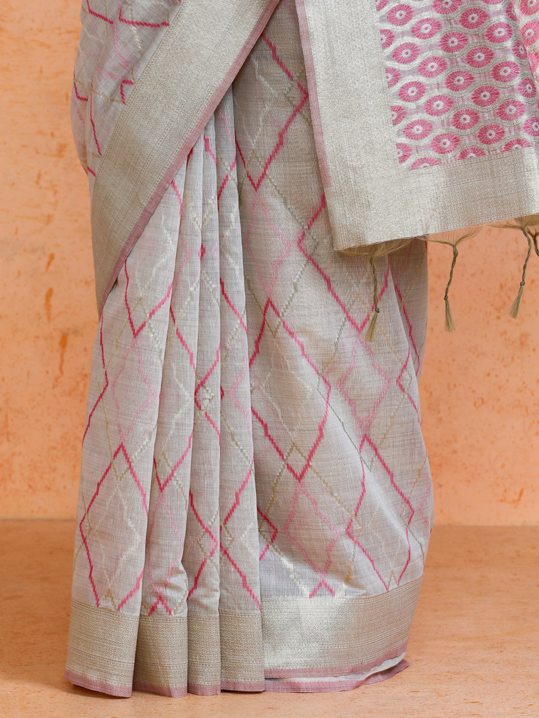 Devi Cotton in Beige with Pink Motifs