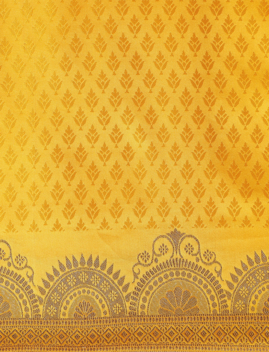 Banarasi Ethnic Motifs Woven Design Saree With Blouse in Yellow