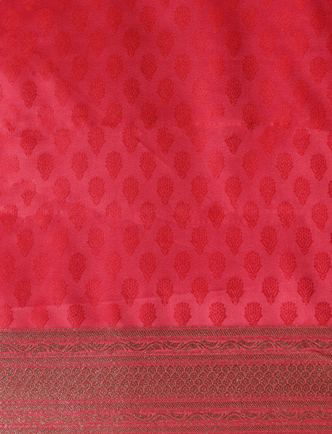 Ethnic Motifs Woven Design Banarasi Saree With Blouse in Red