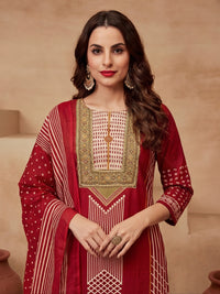 Printed Cotton Blend Round Neck Kurta & Trousers With Dupatta