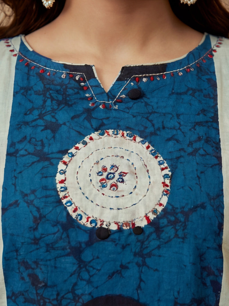 Printed Notched Neck Kurta & Trousers With Dupatta