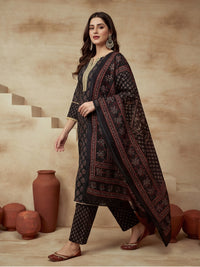 Self Design Pure Cotton Round Neck Kurti & Trousers With Dupatta