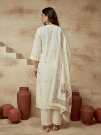 Embroidered Round Neck Kurta & Trousers With Dupatta