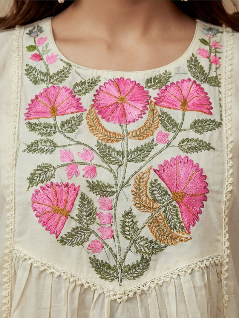 Embroidered Round Neck Kurta & Trousers With Dupatta
