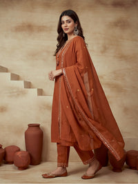 Embroidered Notched Neck Kurta & Trousers With Dupatta