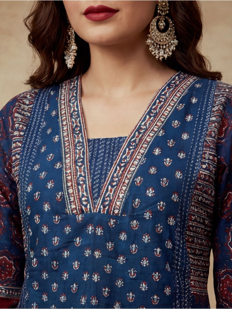 Printed Cotton Blend V-Neck Kurta & Trousers With Dupatta