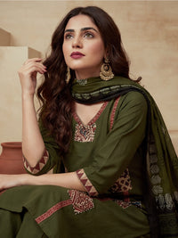 Printed Cotton Blend V-Neck Kurta & Trousers With Dupatta
