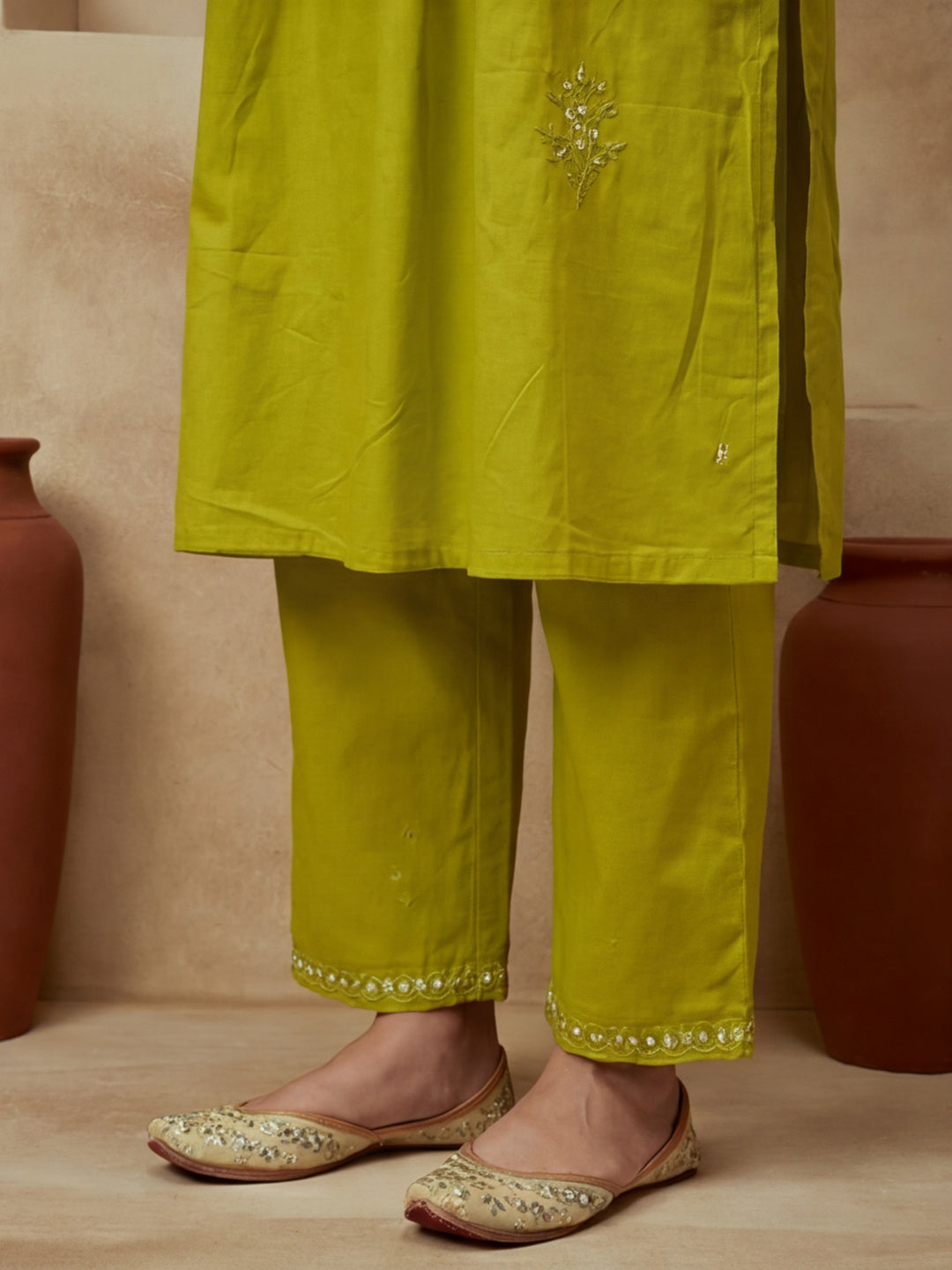 Embroidered Round Neck Kurta & Trousers With Dupatta
