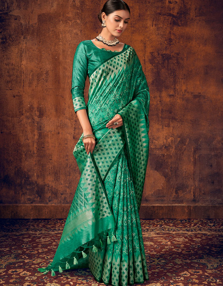 The Heart Story Handloom Cotton Saree Dark Green