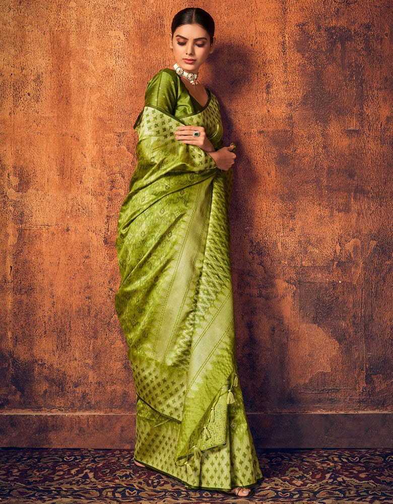 The Heart Story Handloom Cotton Saree Moss Green